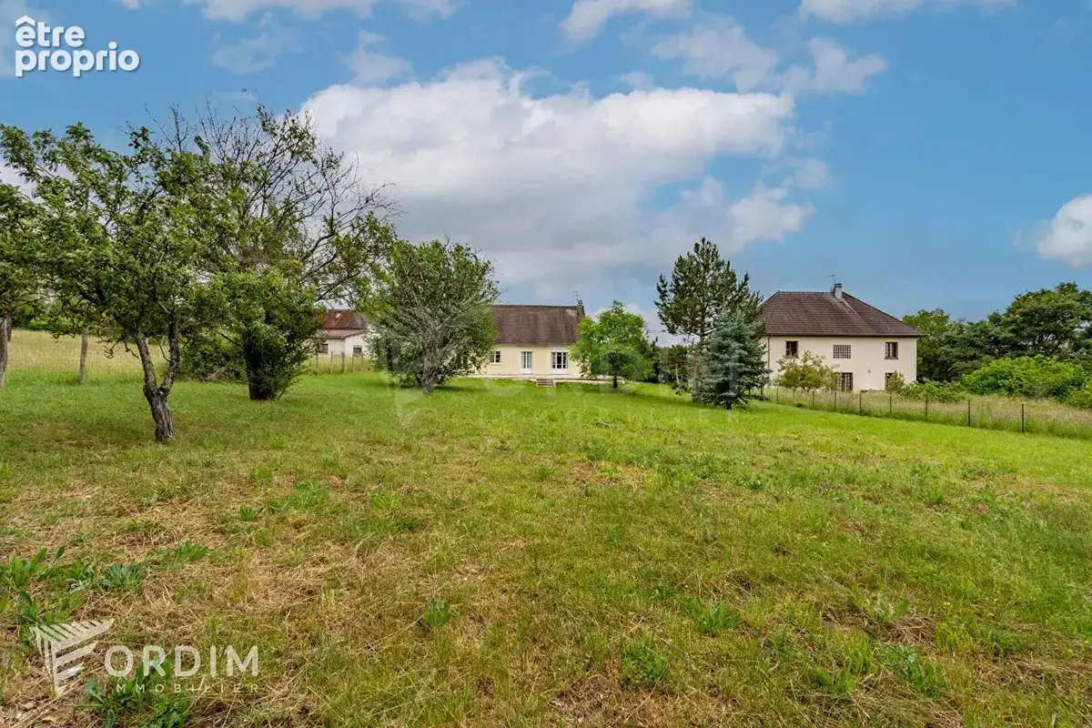 Maison plain-pied 102 m² avec piscine chauffée - terrain 2 083 m² - photo 12