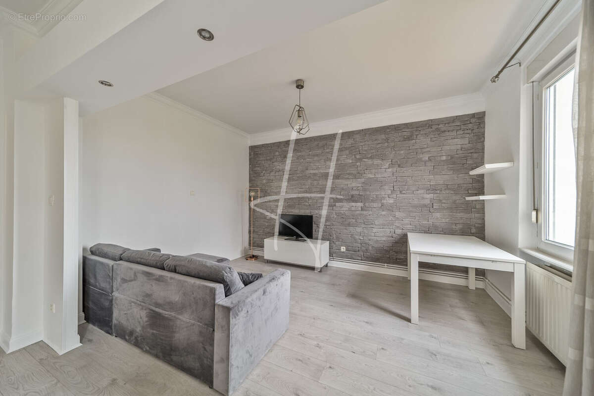 Appartement à MOULINS-LES-METZ