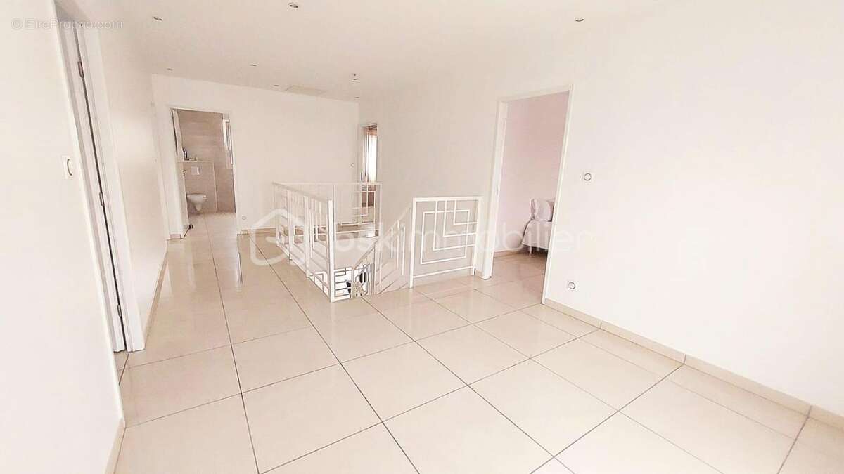 Maison à FLEURY-LES-AUBRAIS