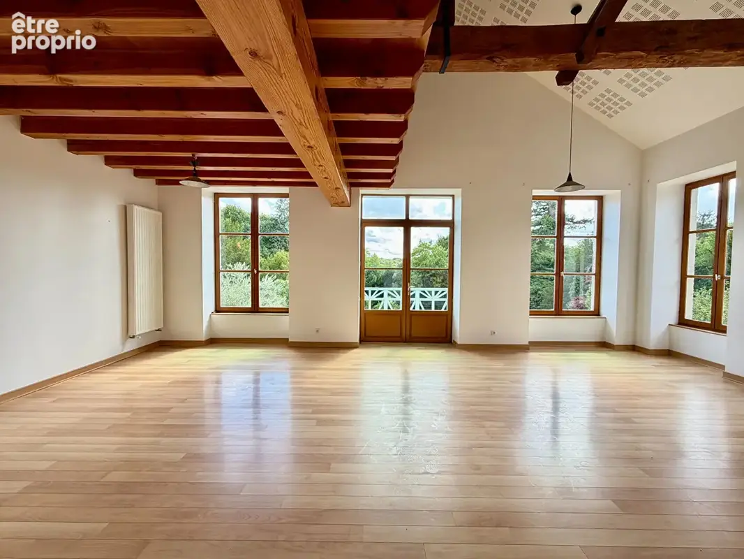Propriété de caractère exceptionnelle avec dépendances, piscine et 3,5 hectares - photo 7