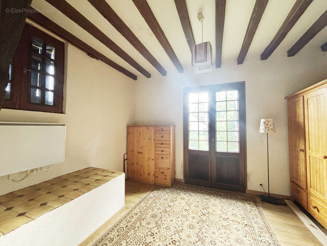 Maison à LA NEUVILLE-GARNIER