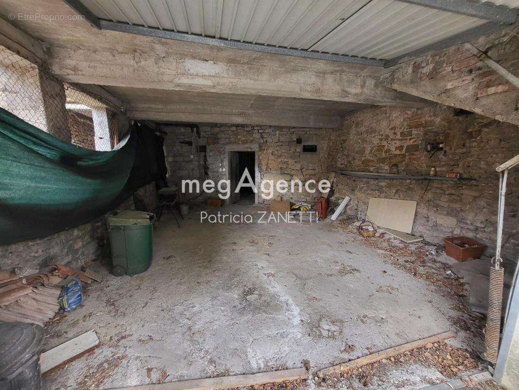 Maison 2 chambres, véranda, terrasse et garage - photo 8