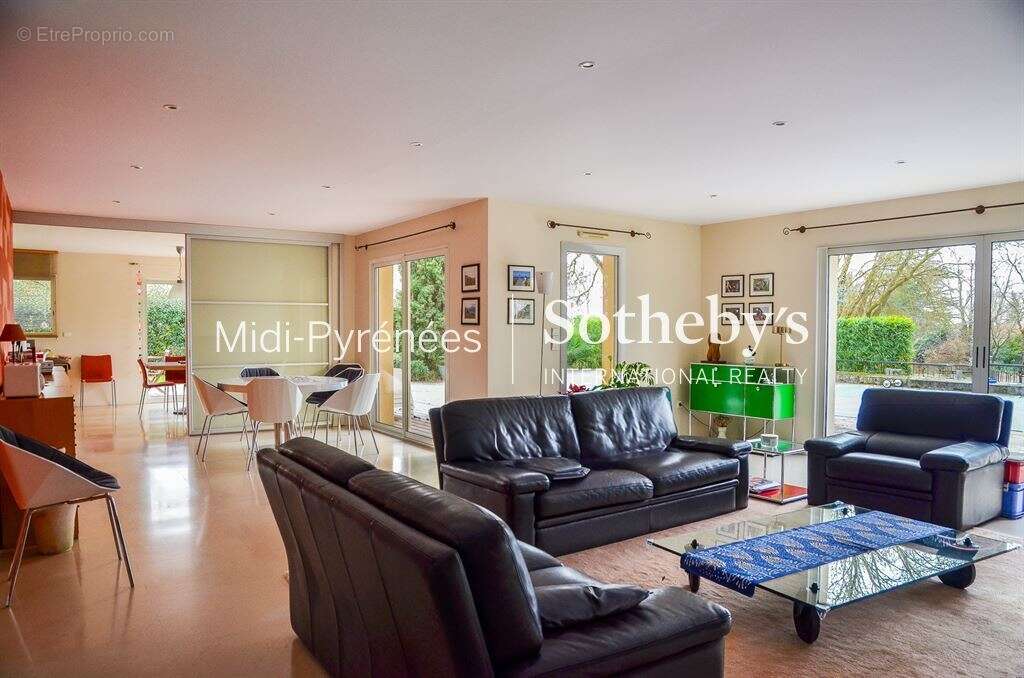 Maison à CLERMONT-LE-FORT