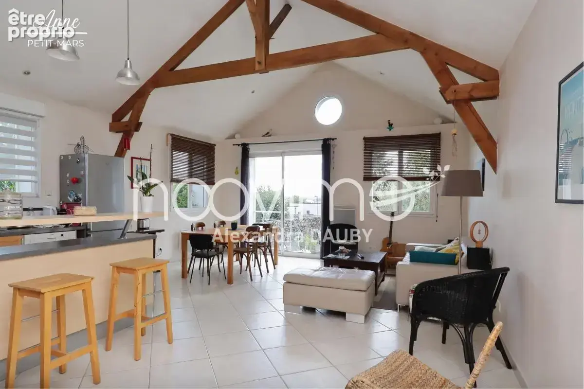 [Anne] - Maison de charme en pierre au coeur de Petit-Mars - photo 4