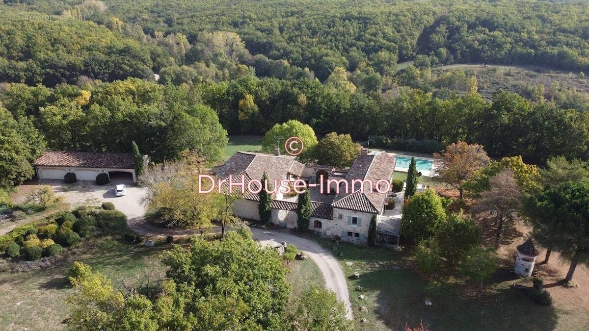 Maison 420 m² à Amarens  - photo 3