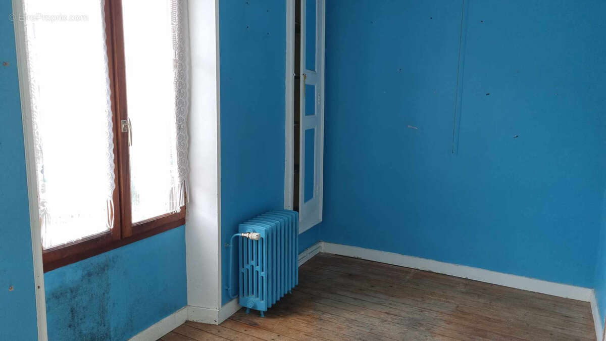 Maison à SAINT-CALAIS