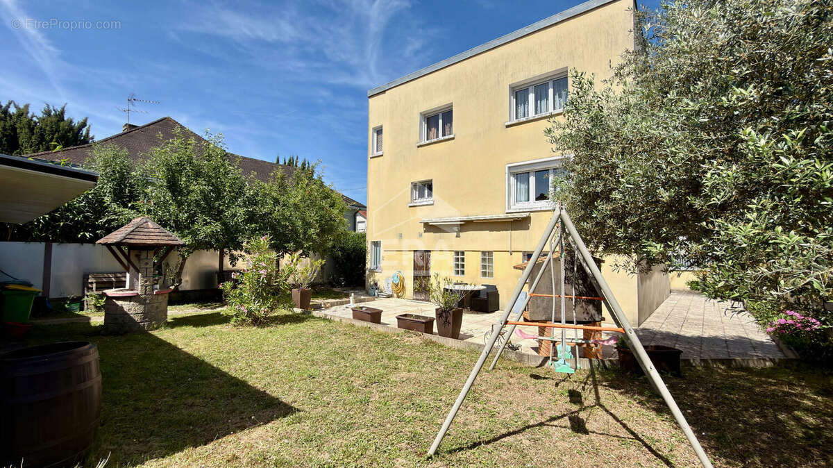 Maison à JUVISY-SUR-ORGE