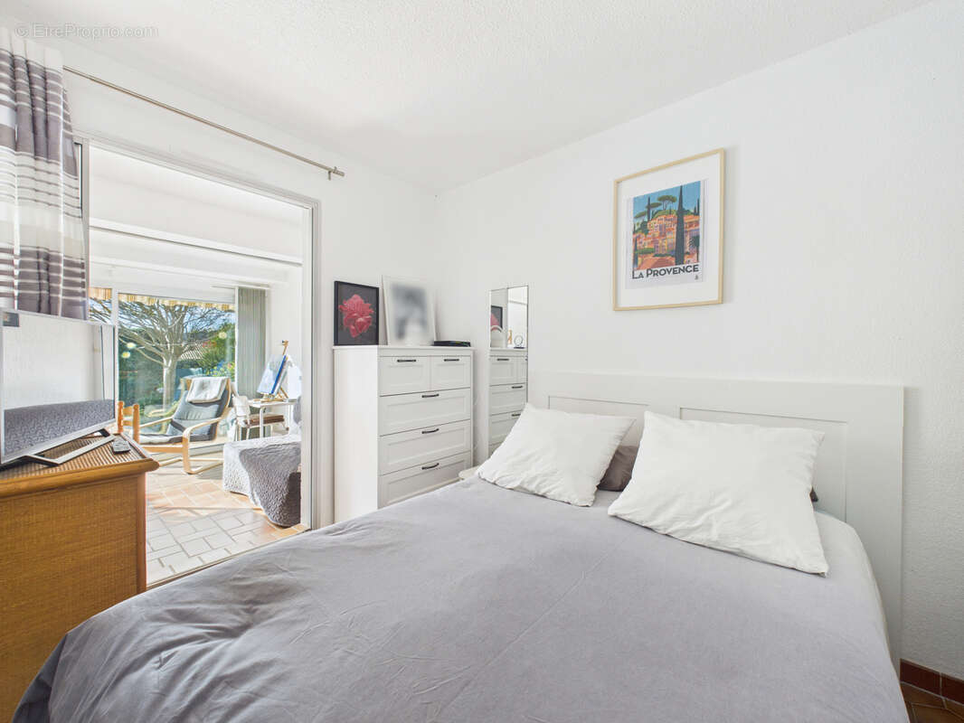 Appartement à BORMES-LES-MIMOSAS