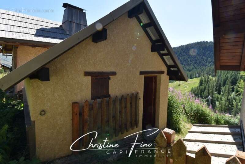 Maison à LA SALLE-LES-ALPES