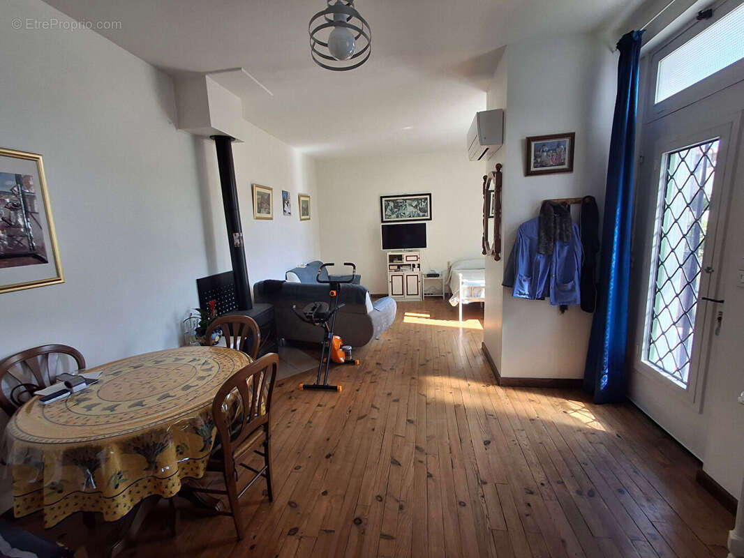 Maison à ROMANS-SUR-ISERE