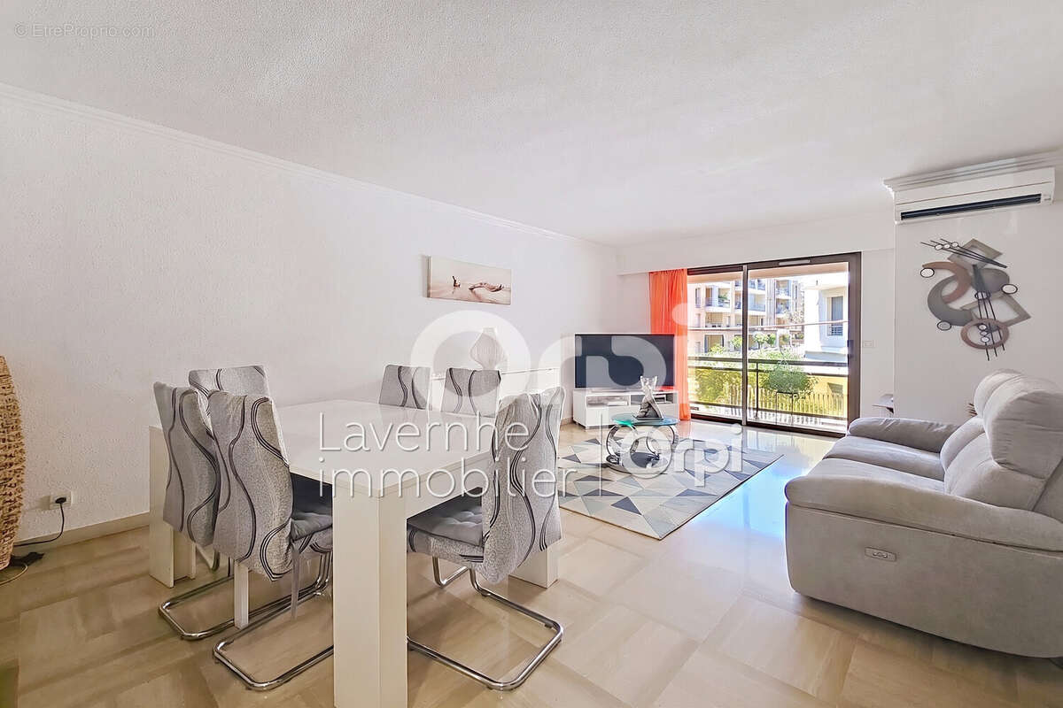 Appartement 54 m² à Antibes  - photo 2