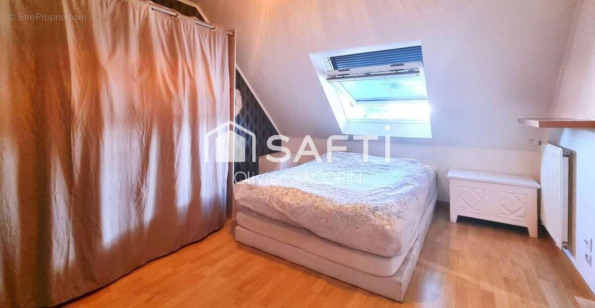 Photo 8 - Maison à KERSAINT-PLABENNEC