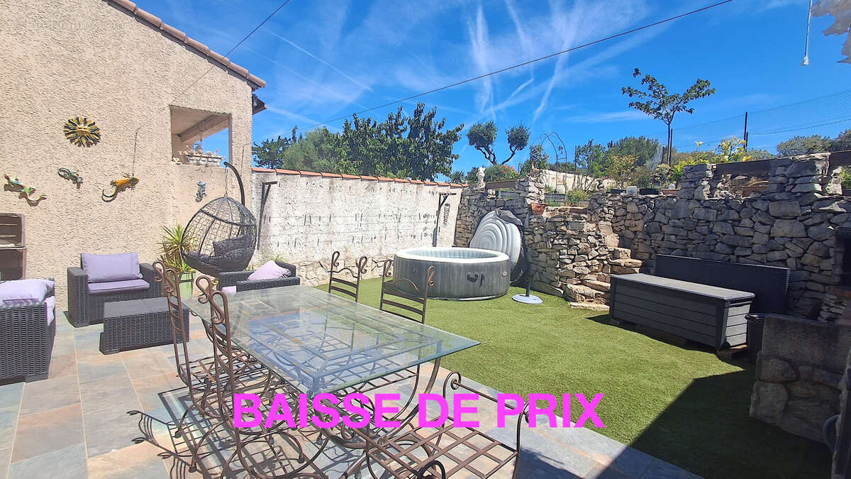 Maison type 4 mitoyenne avec jardin ,garage et 1 place de parking privative - photo 2