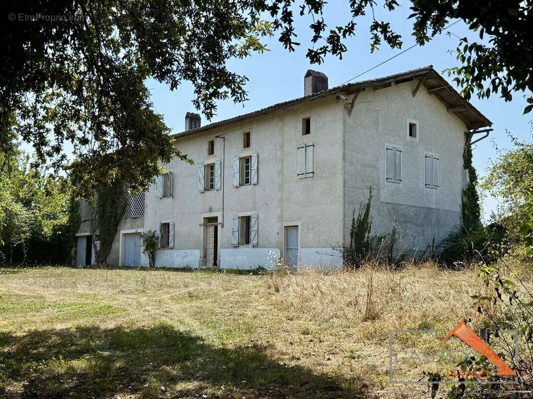 Maison à LESTELLE-DE-SAINT-MARTORY