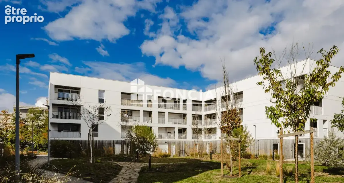 Appartement à SAINT-JACQUES-DE-LA-LANDE