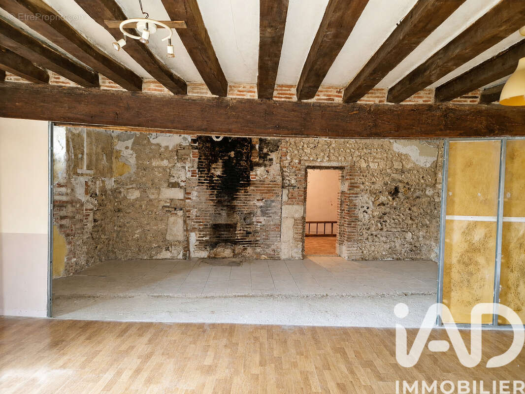 Maison 110 m² à Saint-Aignan-Le-Jaillard  - photo 8