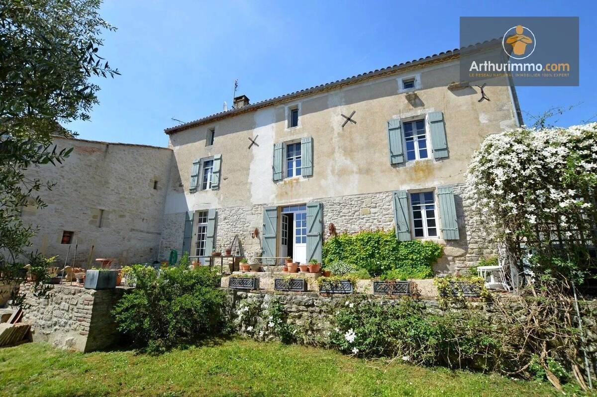Appartement à LEVIGNAC-DE-GUYENNE