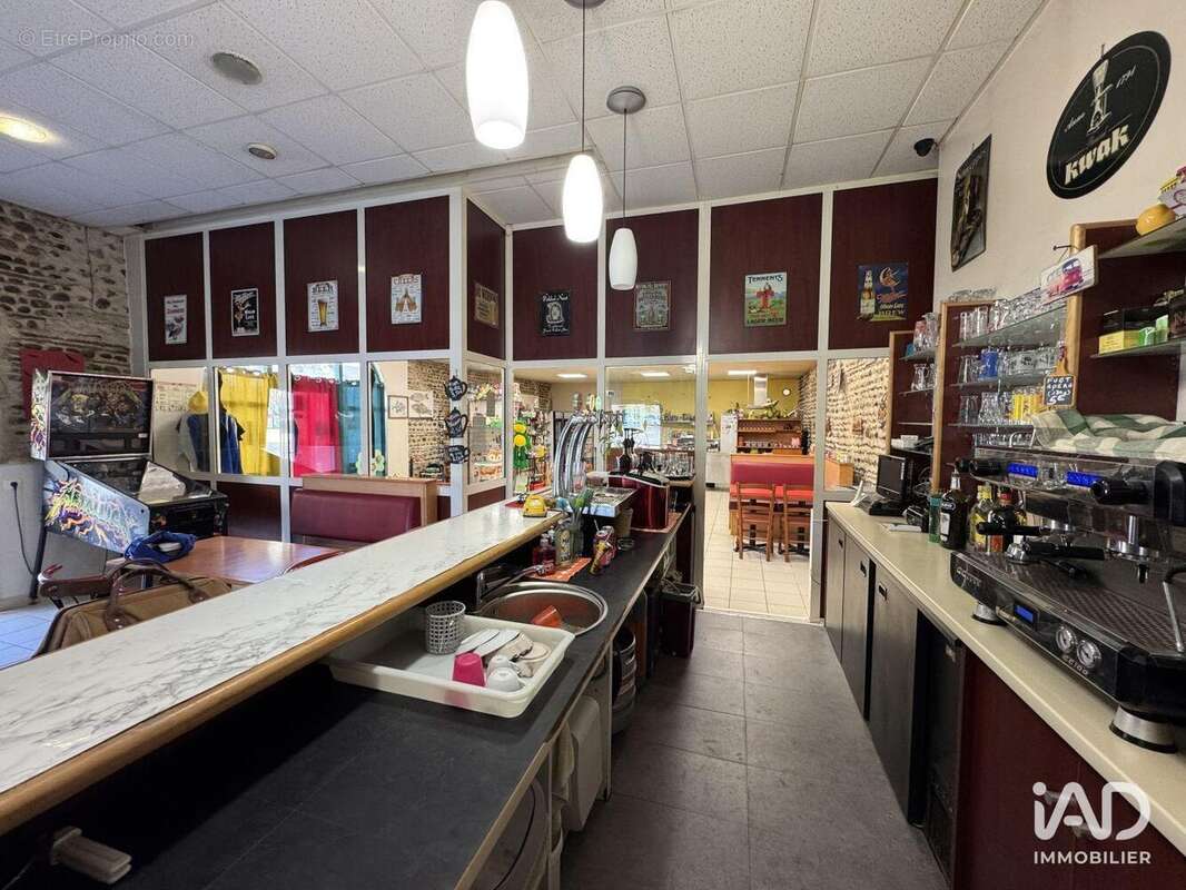 Photo 2 - Commerce à BOUGARBER