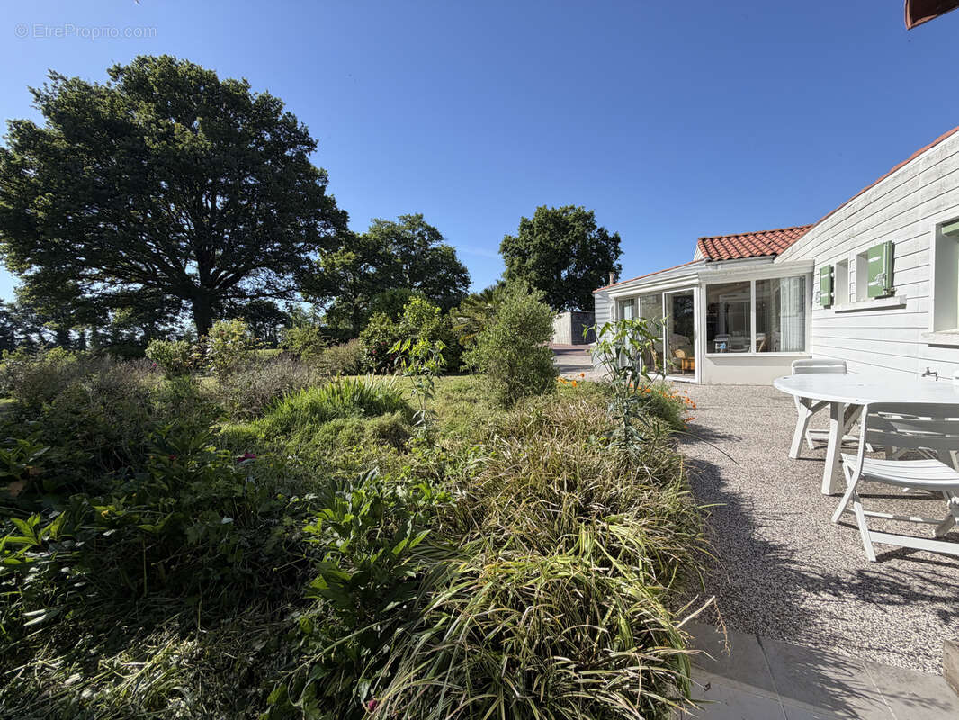 Maison à AIZENAY