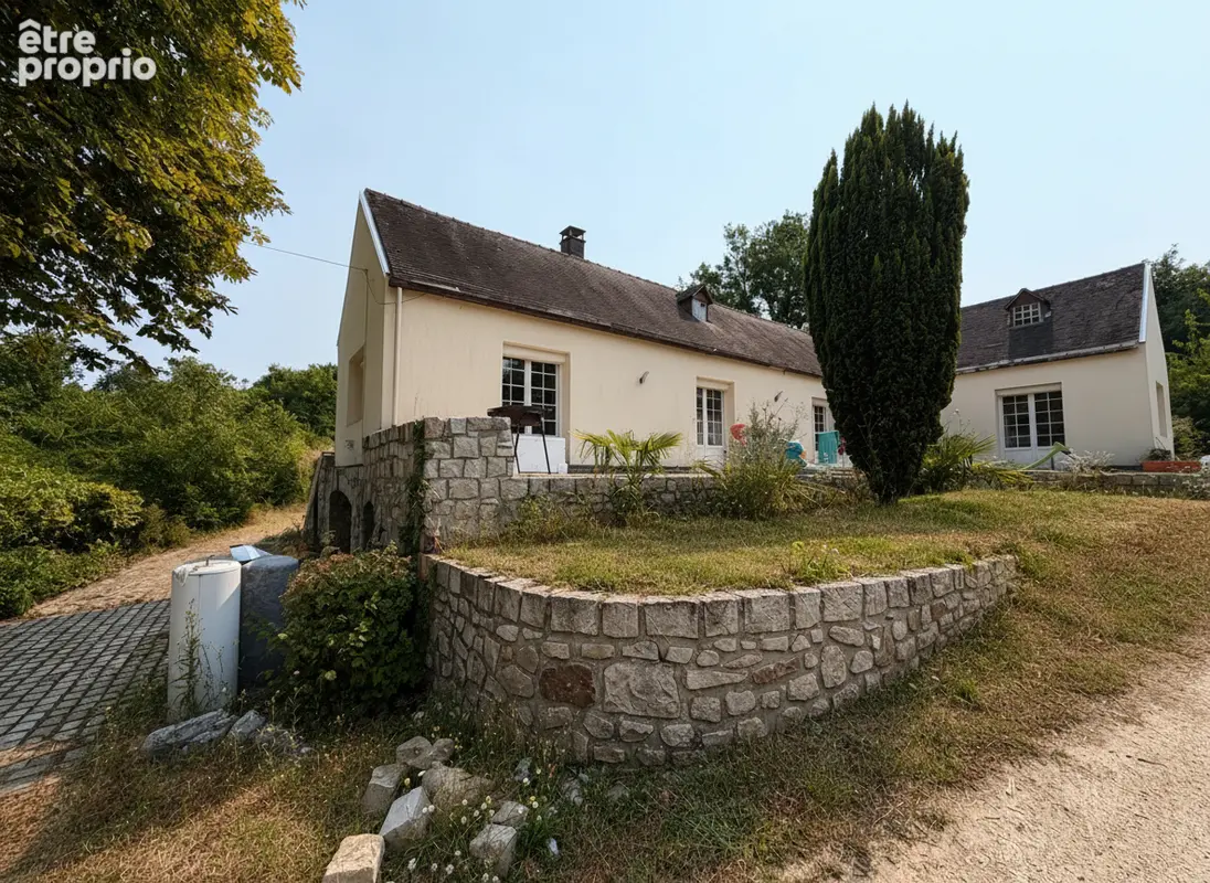 Photo Maison à Villeneuve-Sur-Auvers au prix de 399 000€