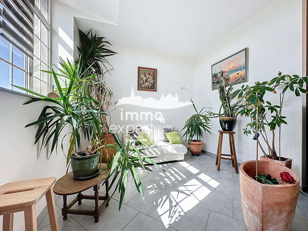 Appartement à MIRECOURT