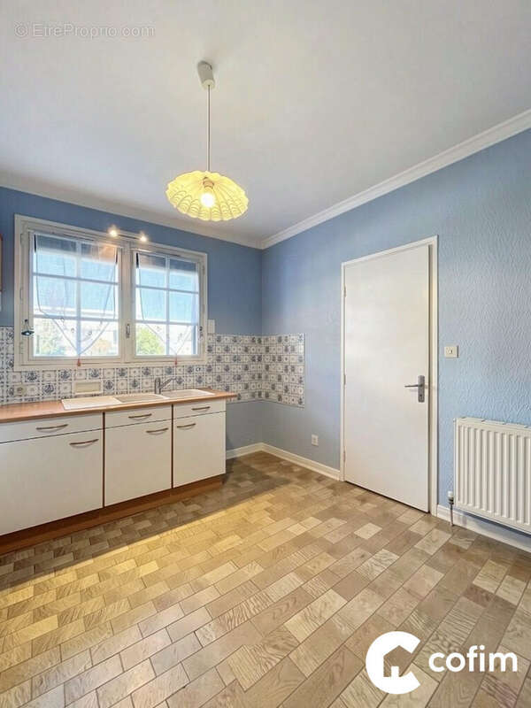 CUISINE  - Maison à TARBES