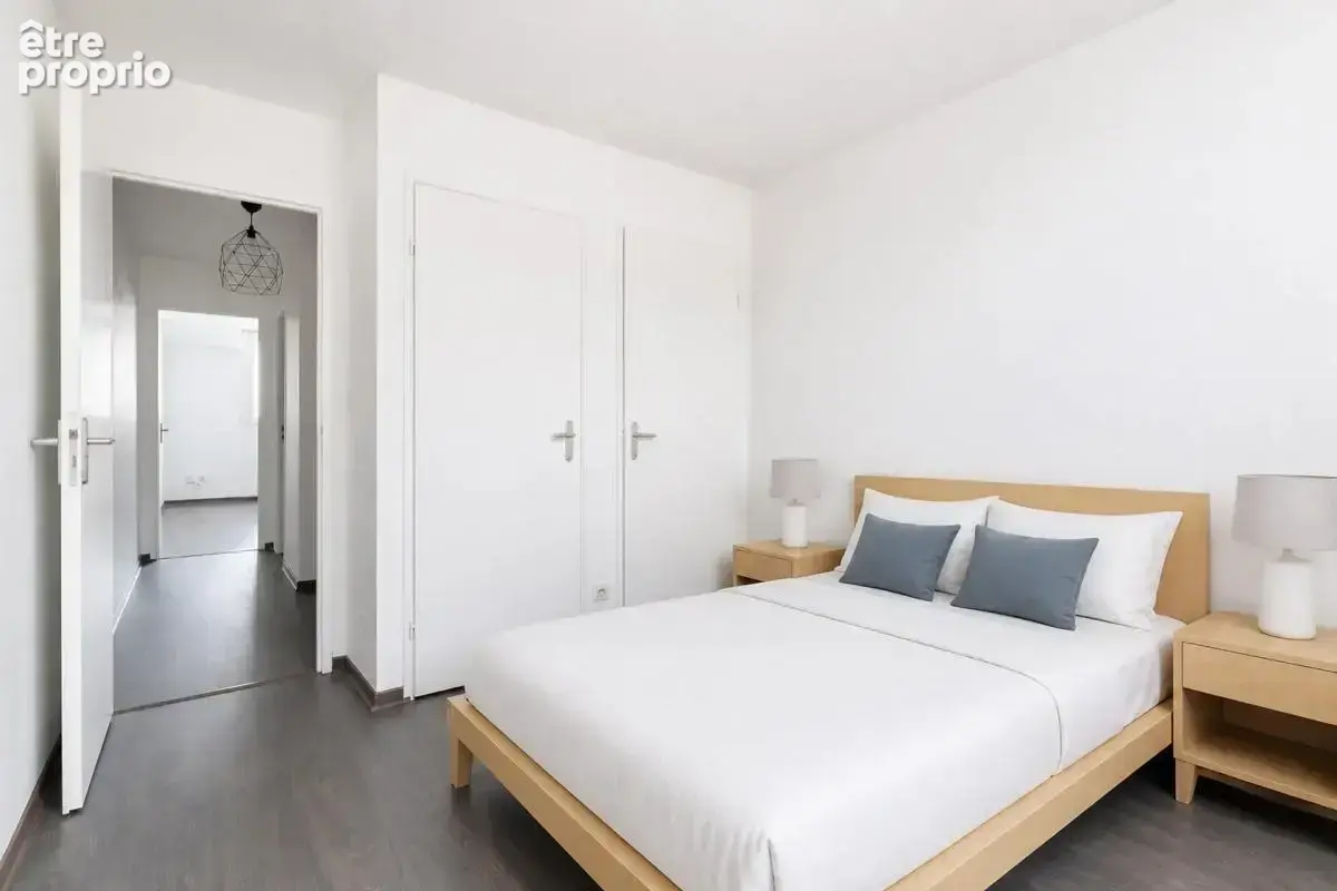 Appartement 4 pièces de 65 m² à Ronchin - photo 8