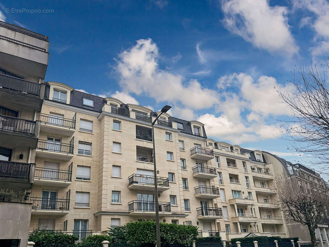 Appartement T3 Hypercentre avec Terrasse et Box - photo 9