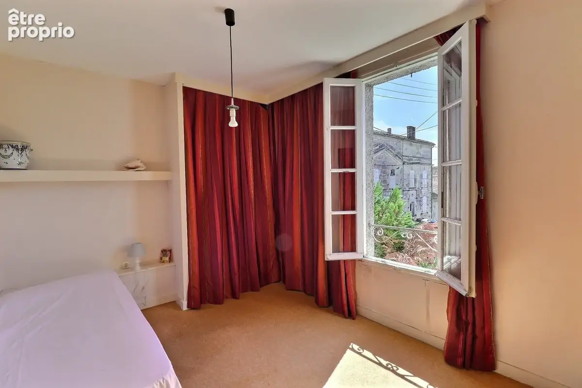 Demeure familiale 312 m2 avec jardin piscinable - photo 7