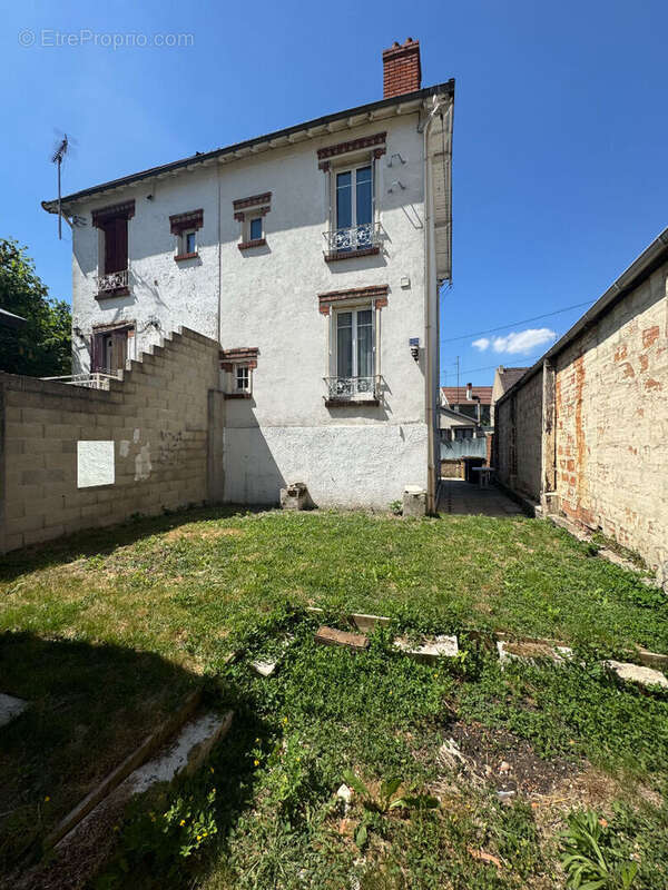 Maison à VILLEMOMBLE