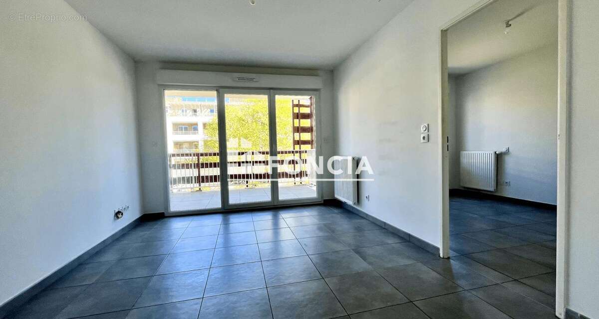 Appartement à SAINT-CYR-SUR-MER