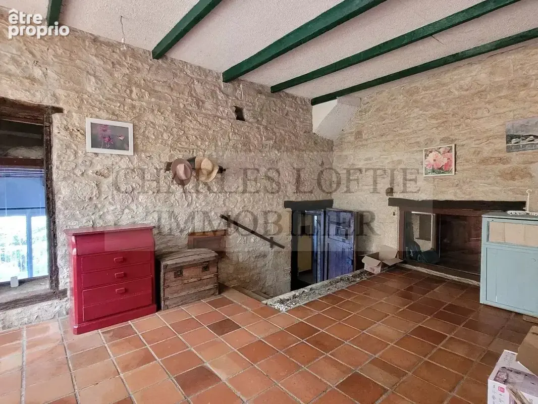 Charmante maison de campagne familiale sur un terrain de plus de 6000 m², à 10 minutes de Cahors. - photo 5