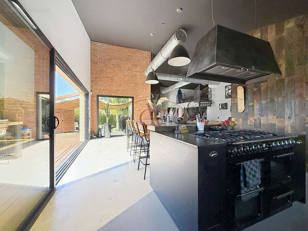 Superbe villa contemporaine 4 faces - plain pied - photo 12