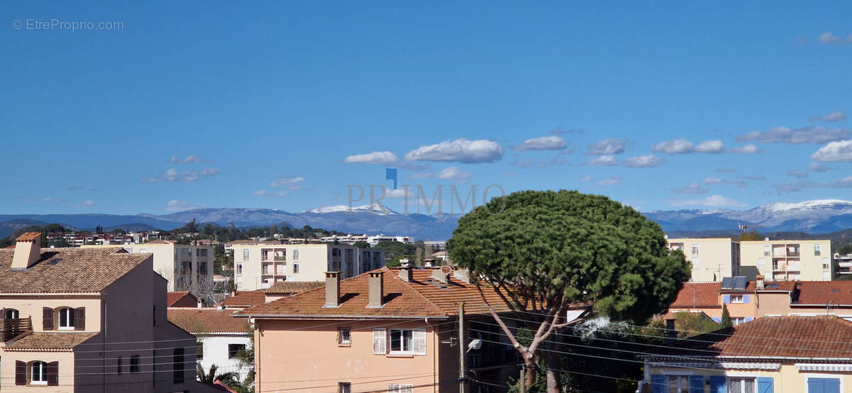 Appartement à FREJUS