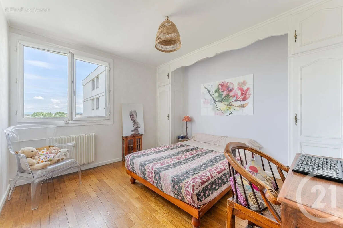 Appartement à BRON