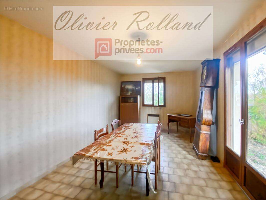 Maison à FAVERAYE-MACHELLES