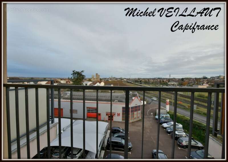 Appartement à YZEURE