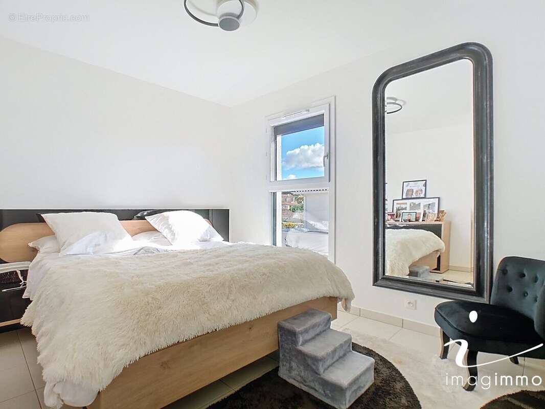 Maison à VAILHAUQUES