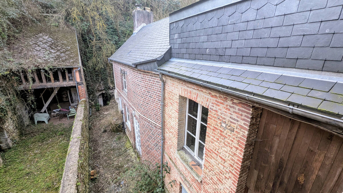 Maison à QUILLEBEUF-SUR-SEINE
