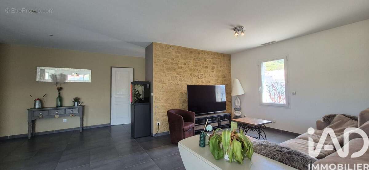 Photo 5 - Maison à SAINT-BAUZILLE-DE-PUTOIS