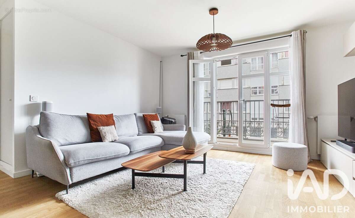 Photo 2 - Appartement à LA GARENNE-COLOMBES