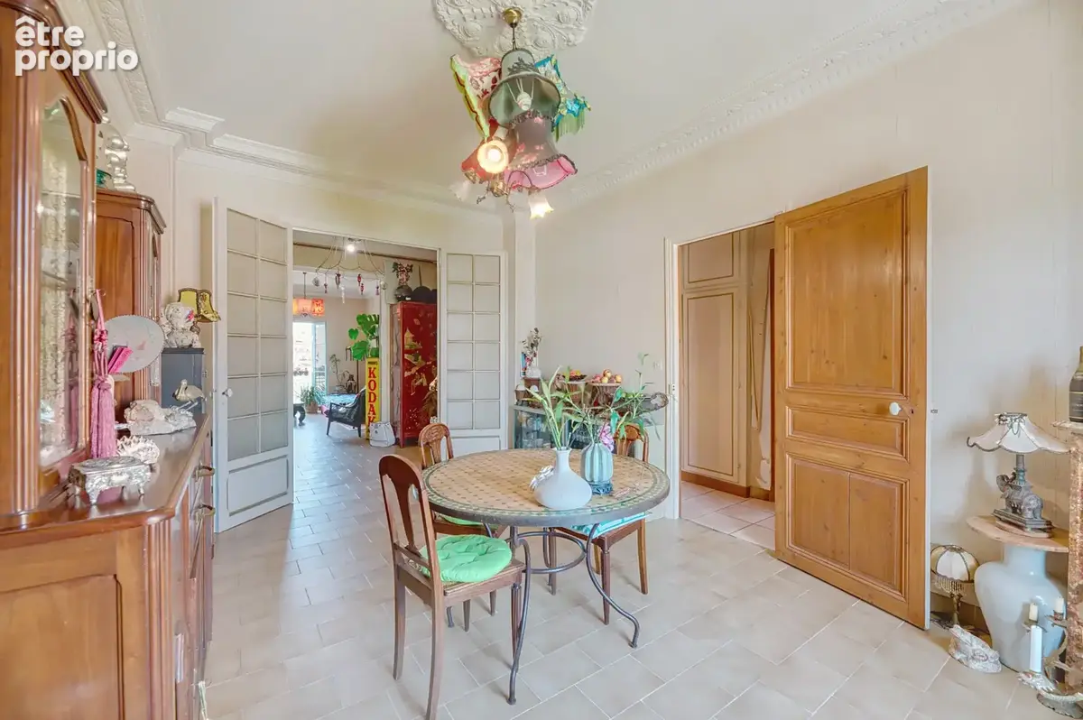 Nice — Appartement bourgeois de 106,89 m2, 3m sous plafond - photo 3