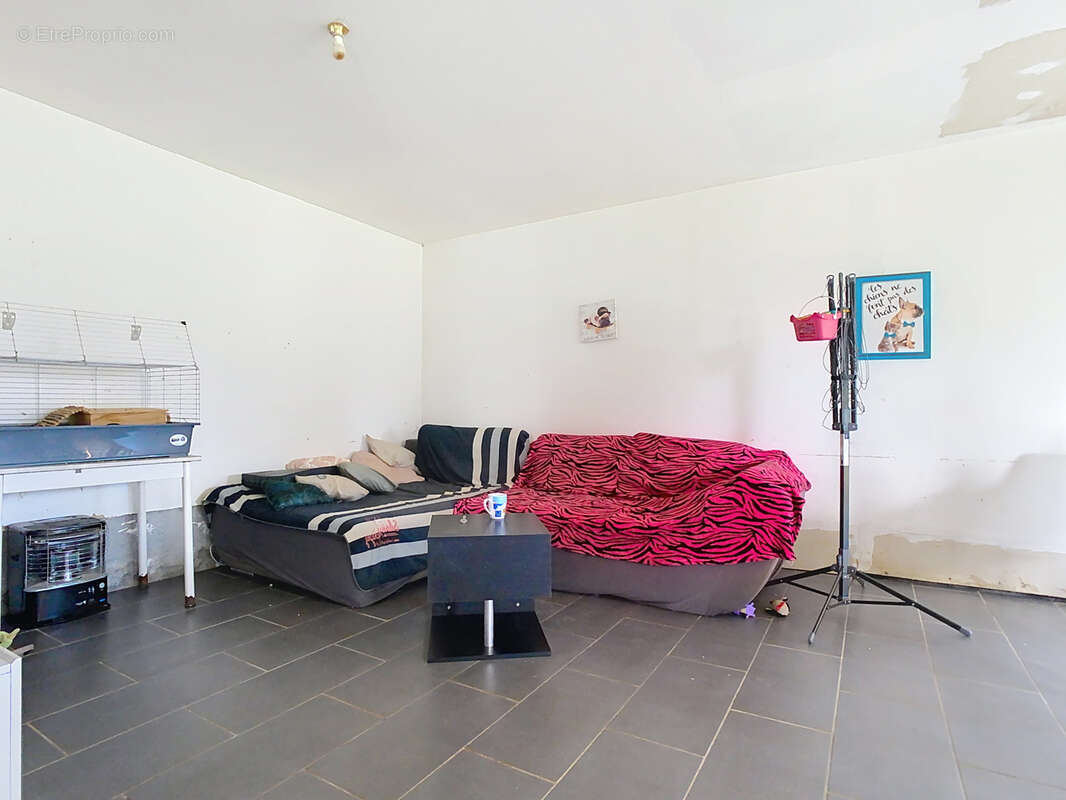 Maison à PICAUVILLE