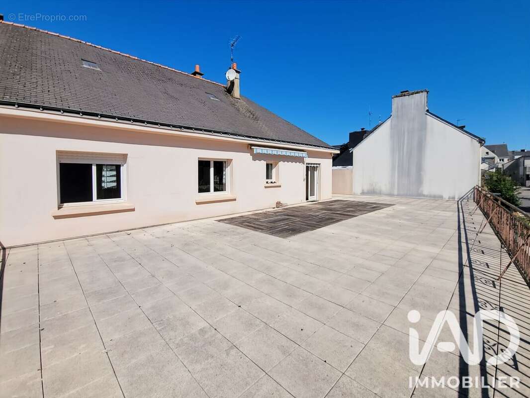 Appartement 105 m² à Baud  - photo 2