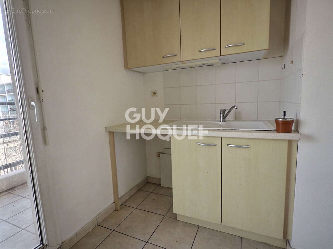 Appartement à MARSEILLE-1E
