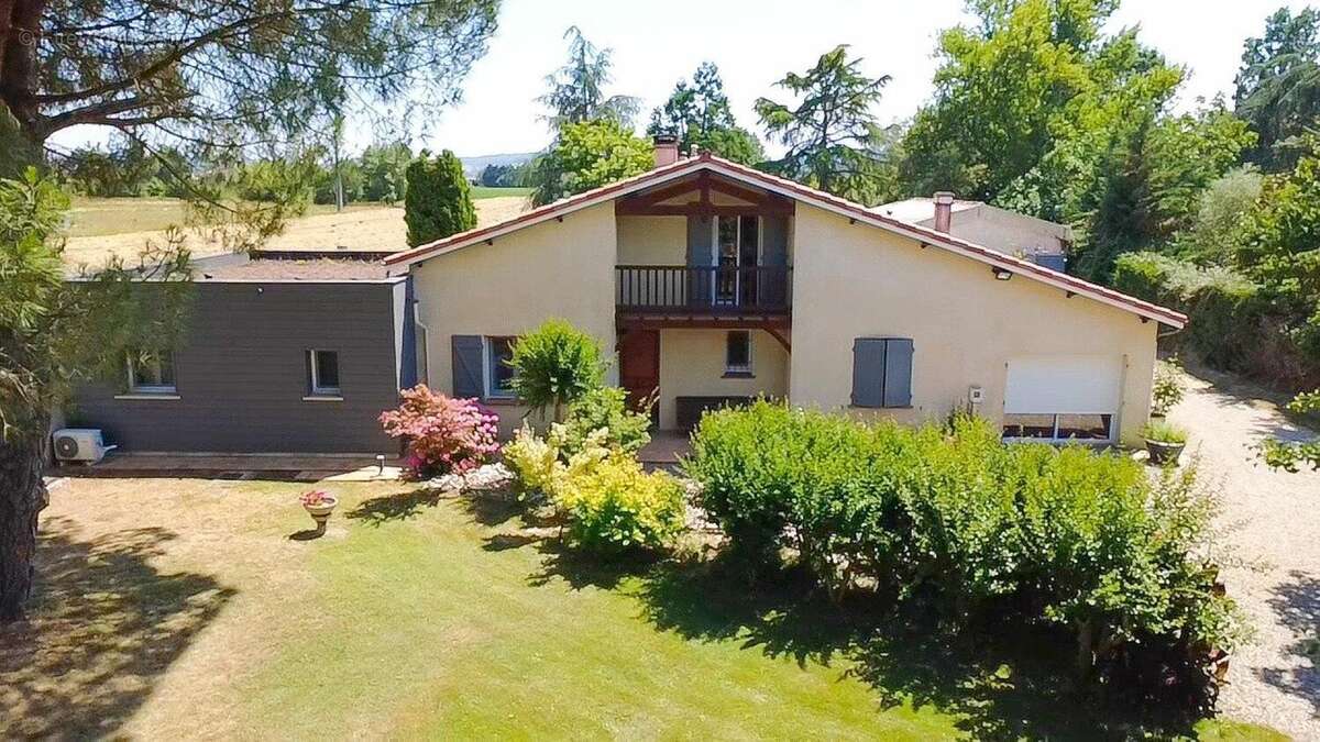 Photo 3 - Maison à SAINTE-COLOMBE-EN-BRUILHOIS