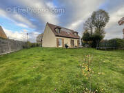 Maison à NEUILLY-EN-THELLE