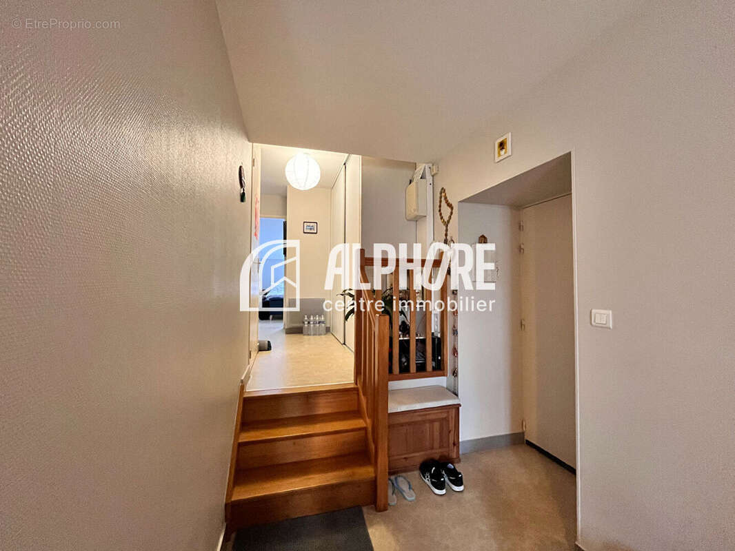 Appartement à INDRE