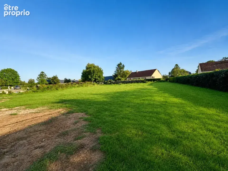 Terrain à NOTRE-DAME-D'ALIERMONT