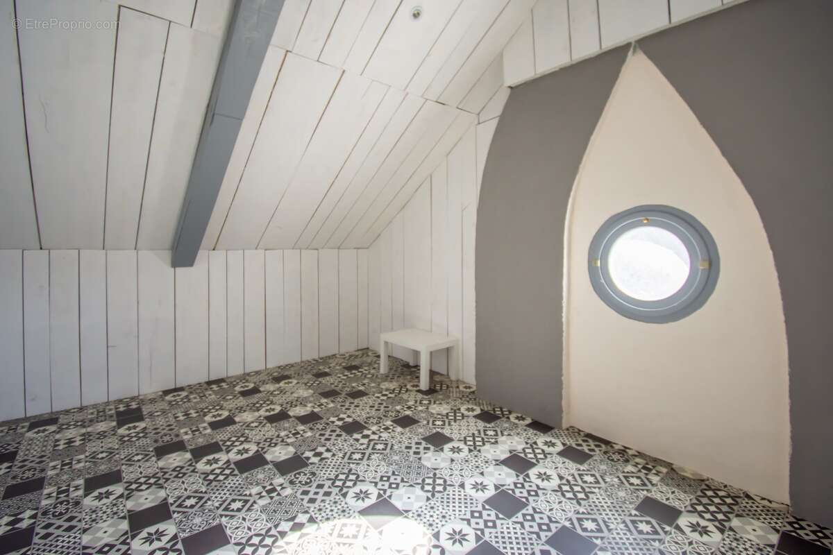 Royan - villa année 30 a deux pas de pontaillac - photo 17